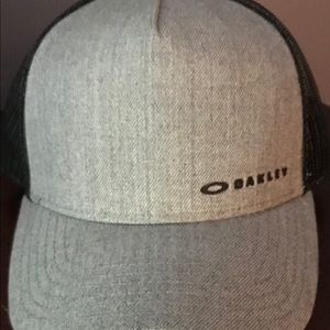 Oakley Trucker Mesh Back Hat